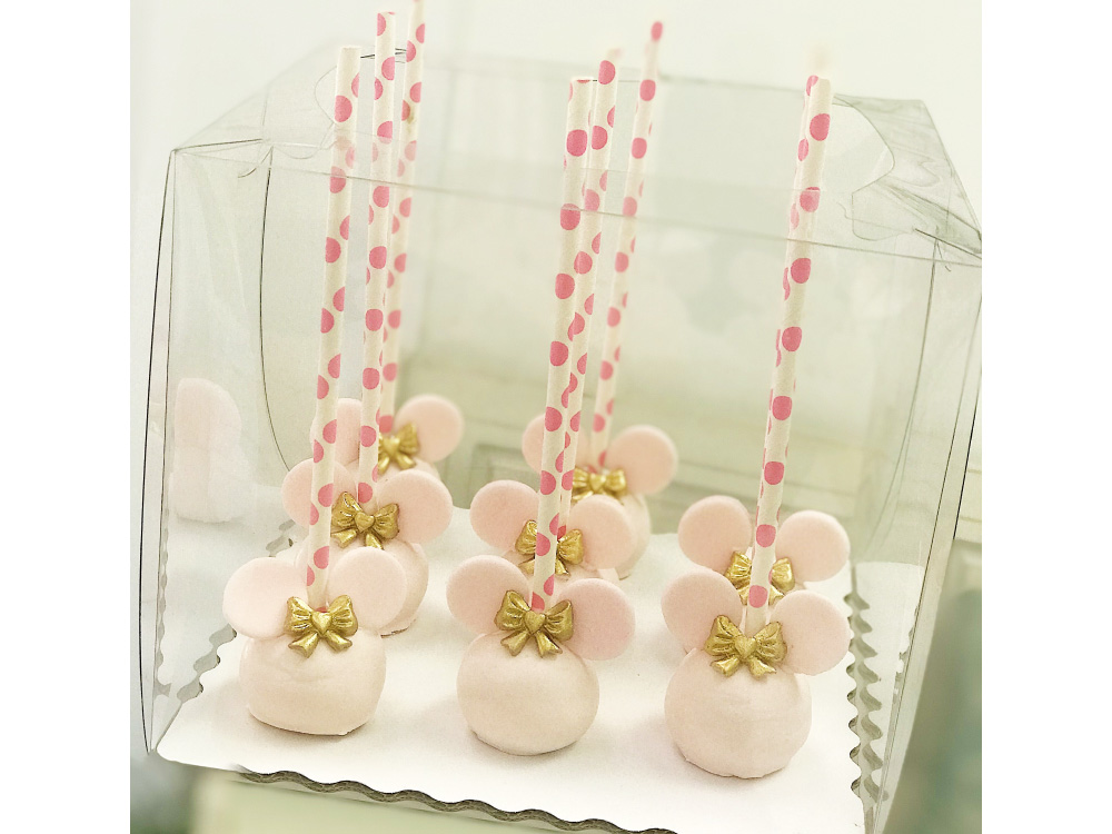 Minne and Mickey Mouse Themed Cake Pop Display • Definitely Cake